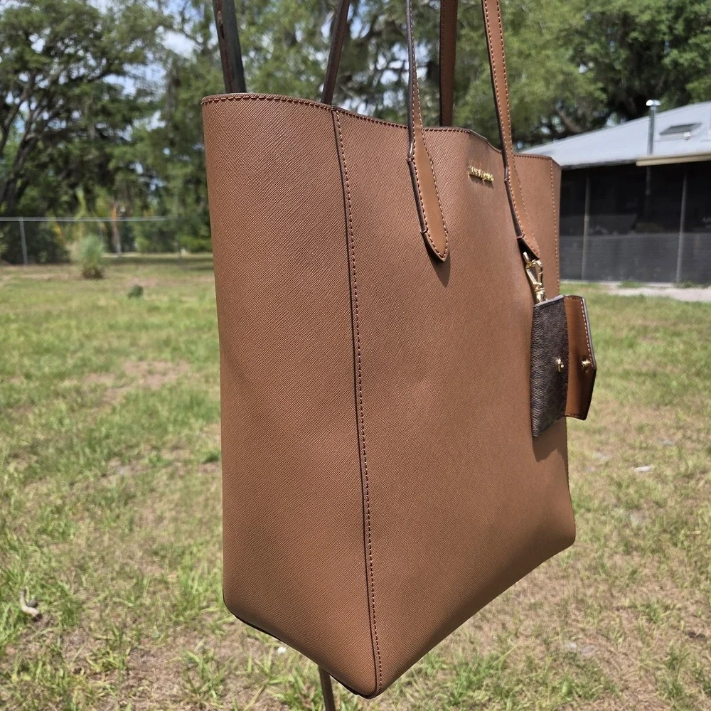 Michael Kors Vincent Large Saffiano Leather Tote Bag with Card Case Camel Brown - Picture 9 of 16